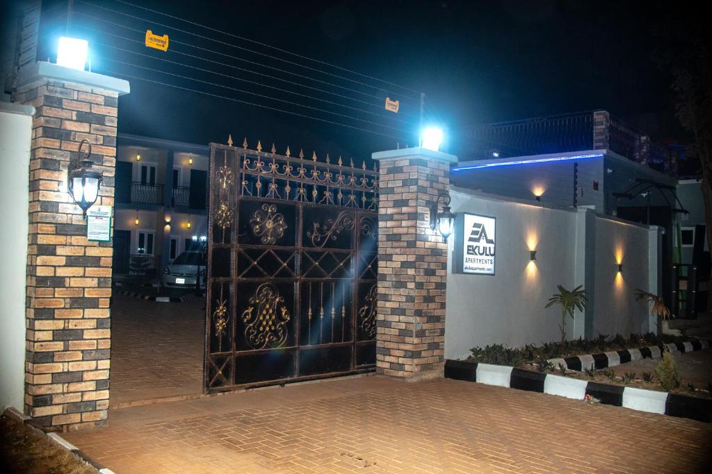 Ekulu Apartments photo