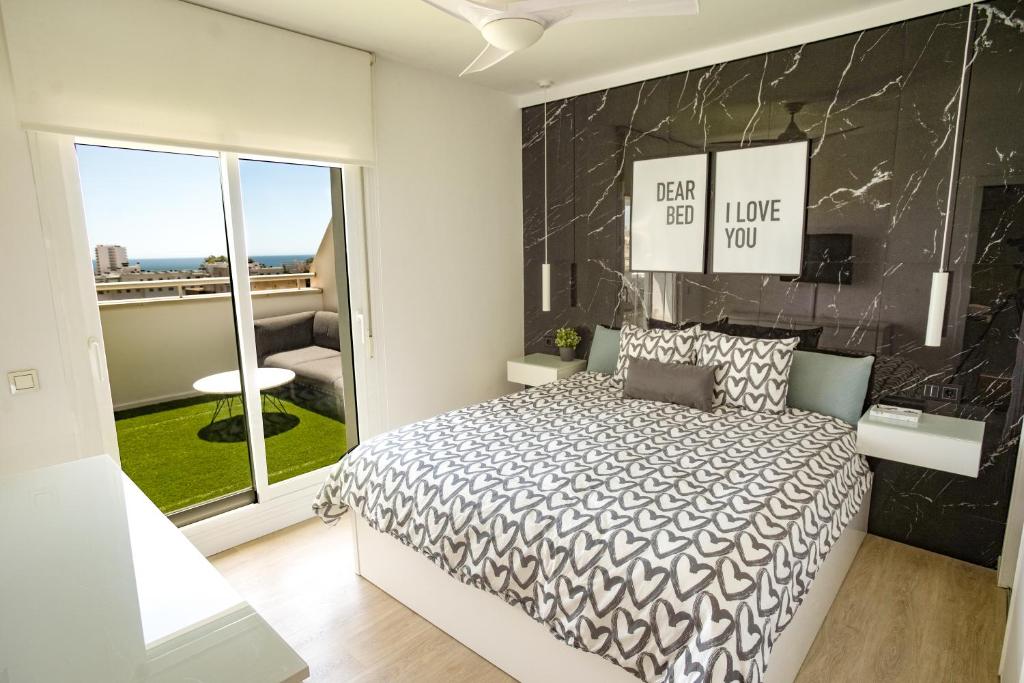 Beautiful apartment with 2 terraces, Pool & Beach - 4