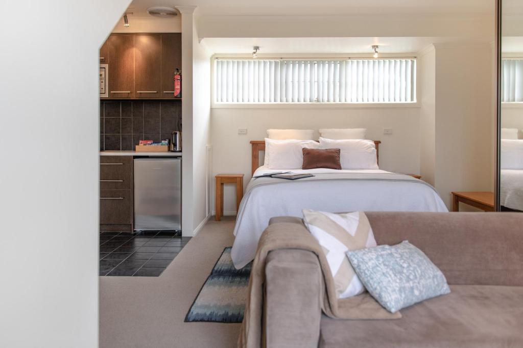 Aloft Boutique Accommodation photo