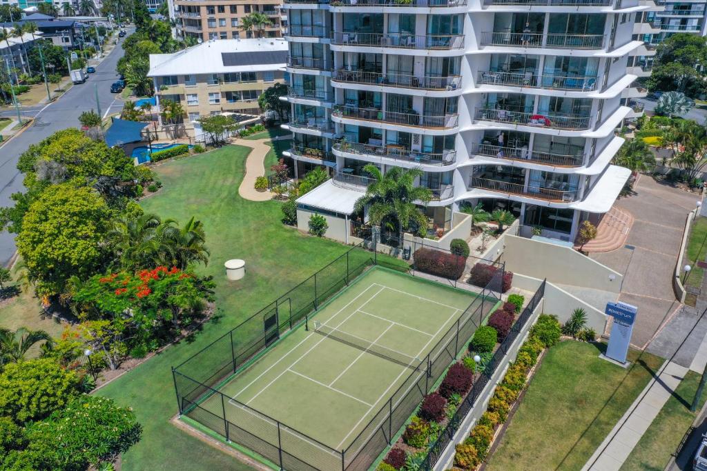 Tennis court