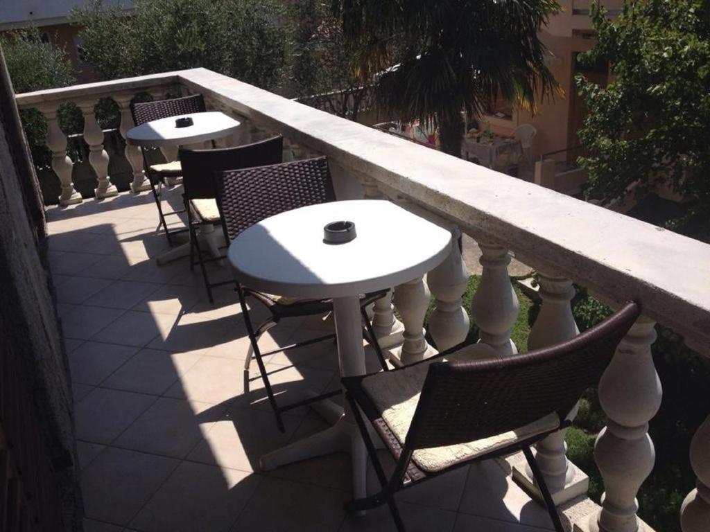 Apartment in Sukosan with sea view, terrace, Wi-Fi (4813-2) photo