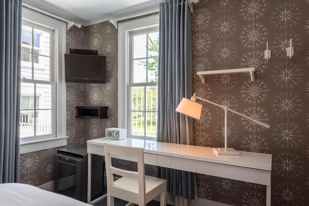 The Maidstone Hotel photo