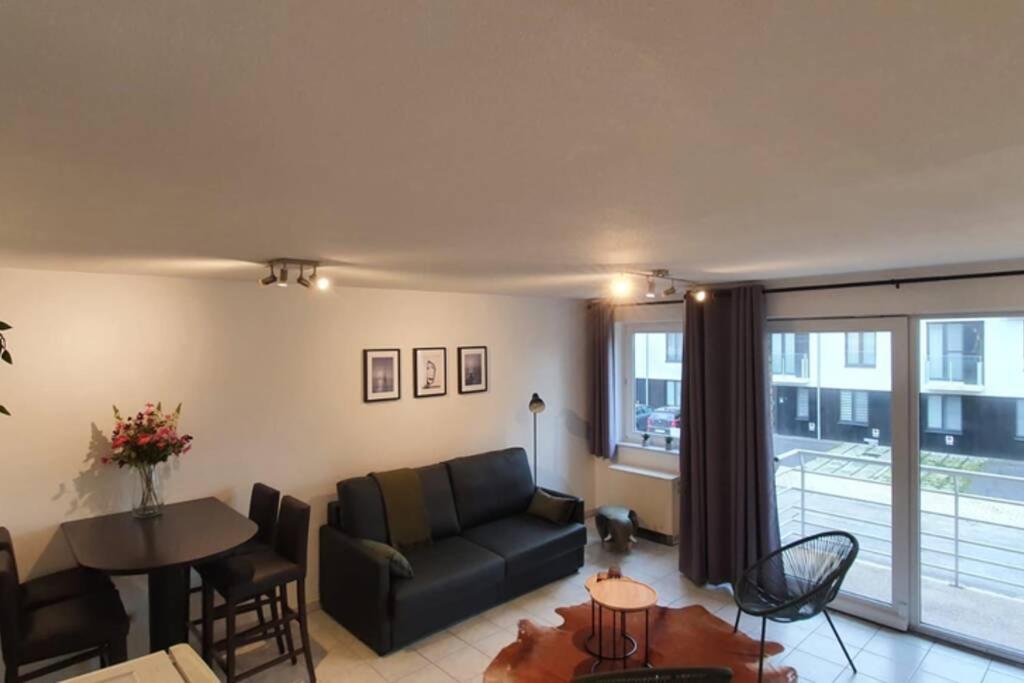 Don't Worry, Beach Happy!, Bredene