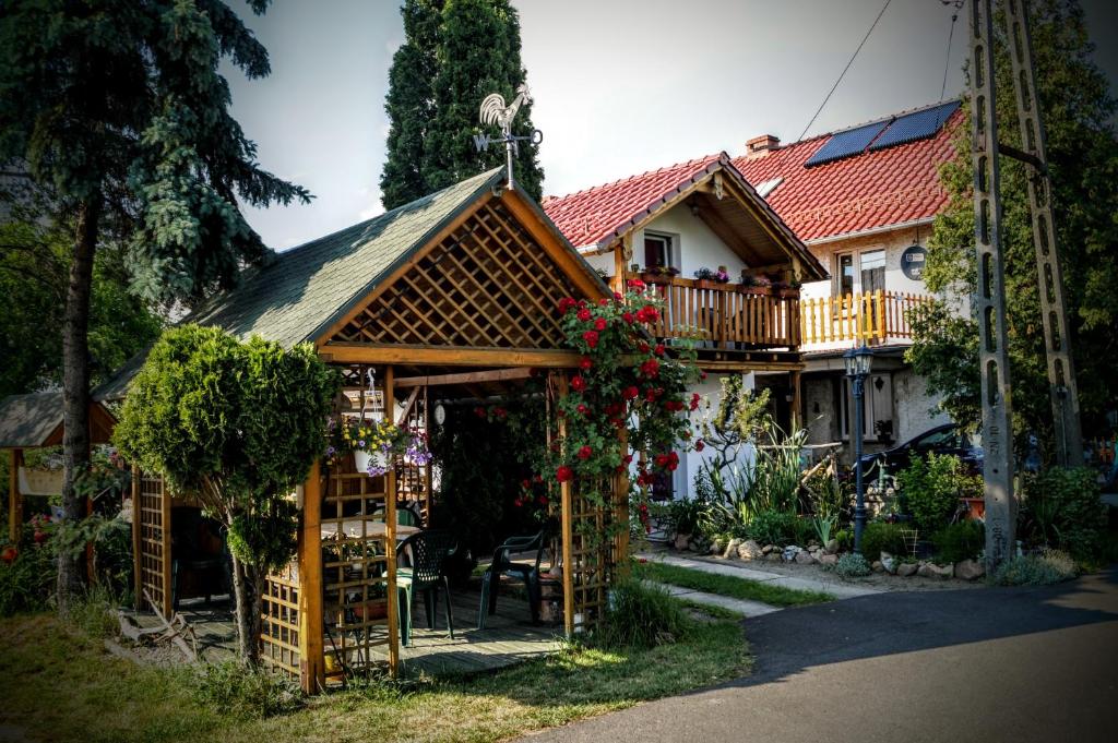 3. Agrotury..