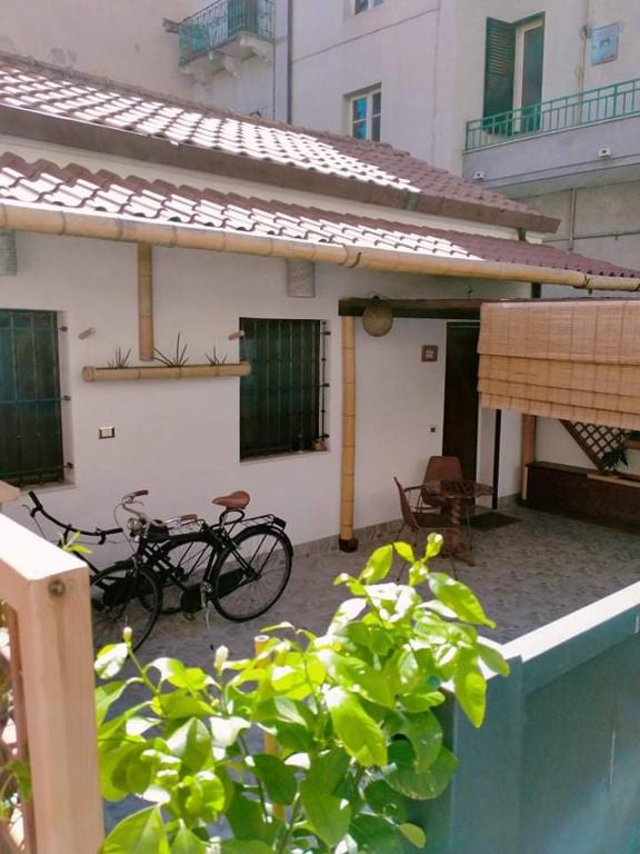 Villetta vicino al mare con posto auto privato - 4