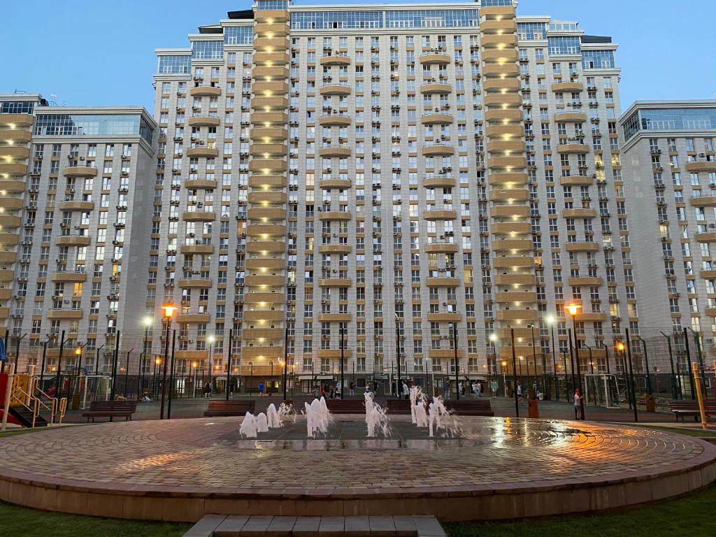 Студии в ЖК Большои в центре, на Краснои 176 photo