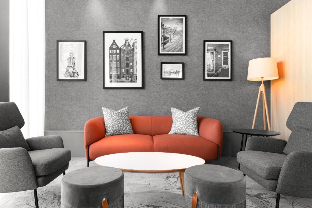 フロント・ロビー