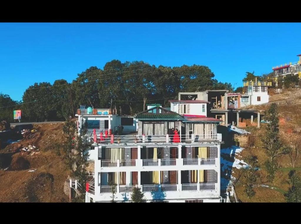 Jaishnavi Homestay - Mukteshwar photo