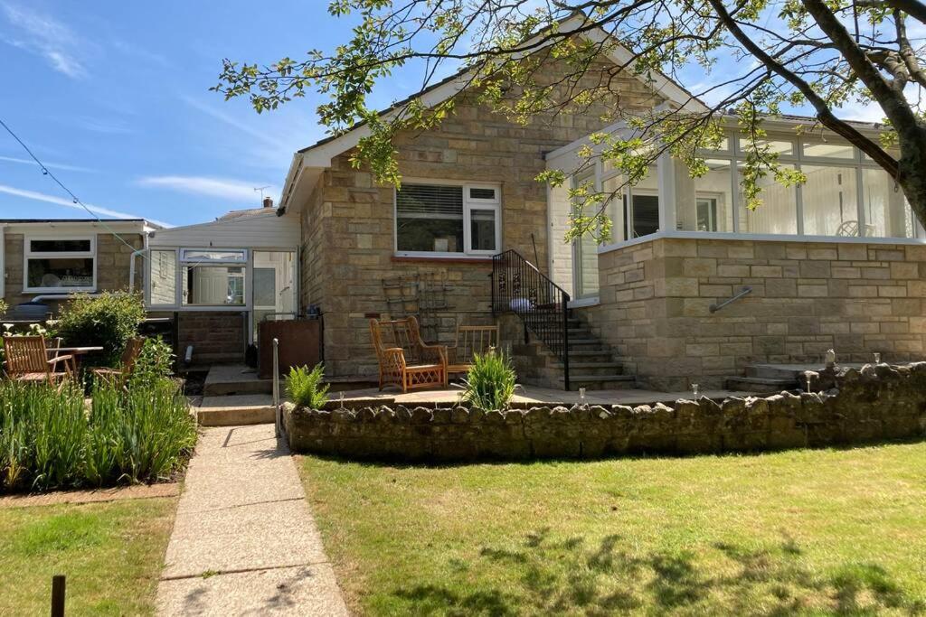 No 29, Ryde, Ryde - pet-friendly stay