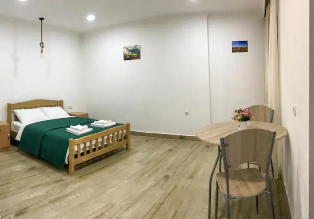 Guest House Beautiful Tbilisi - Cool & Cozy Apartments photo