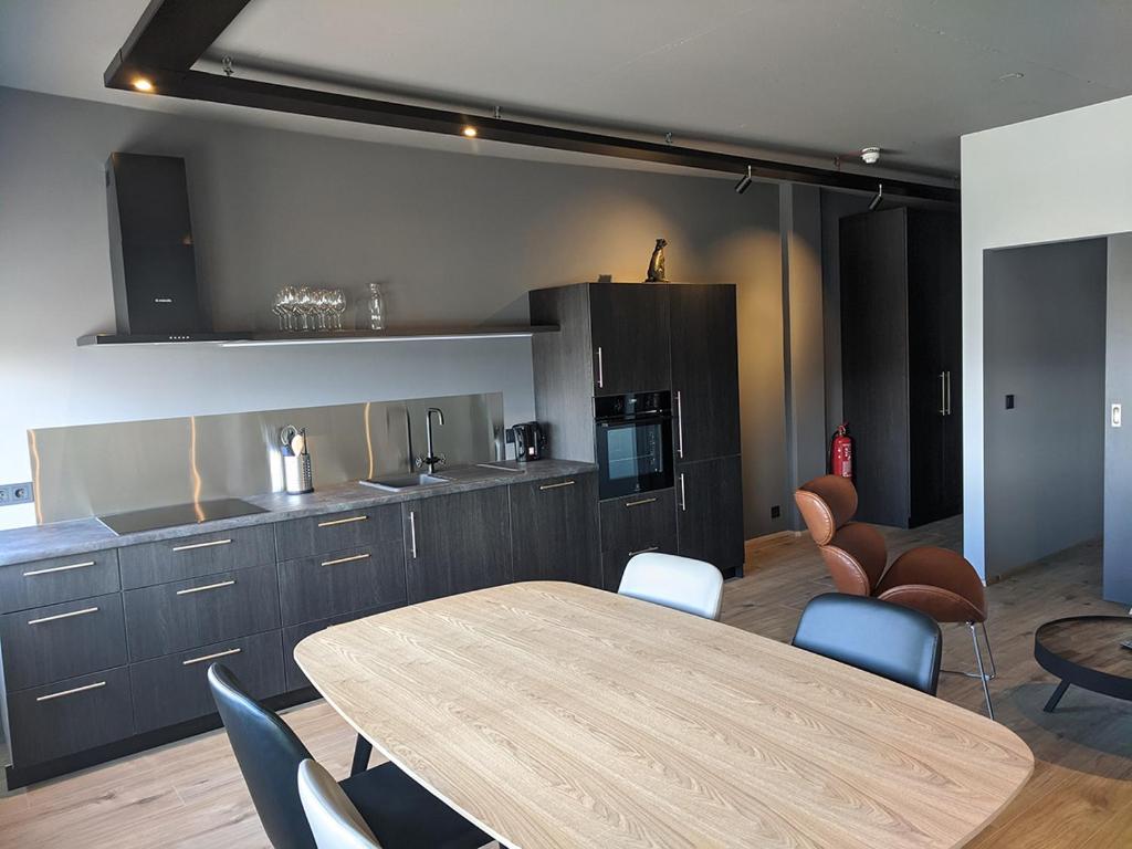 Tryggvabraut 24 One Bedroom Apartment — Hotel in Akureyri