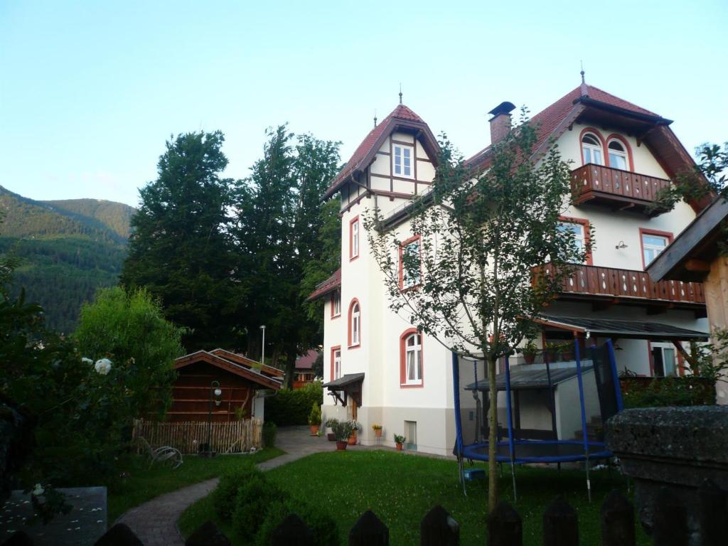 Apartments Alte Villa - 2