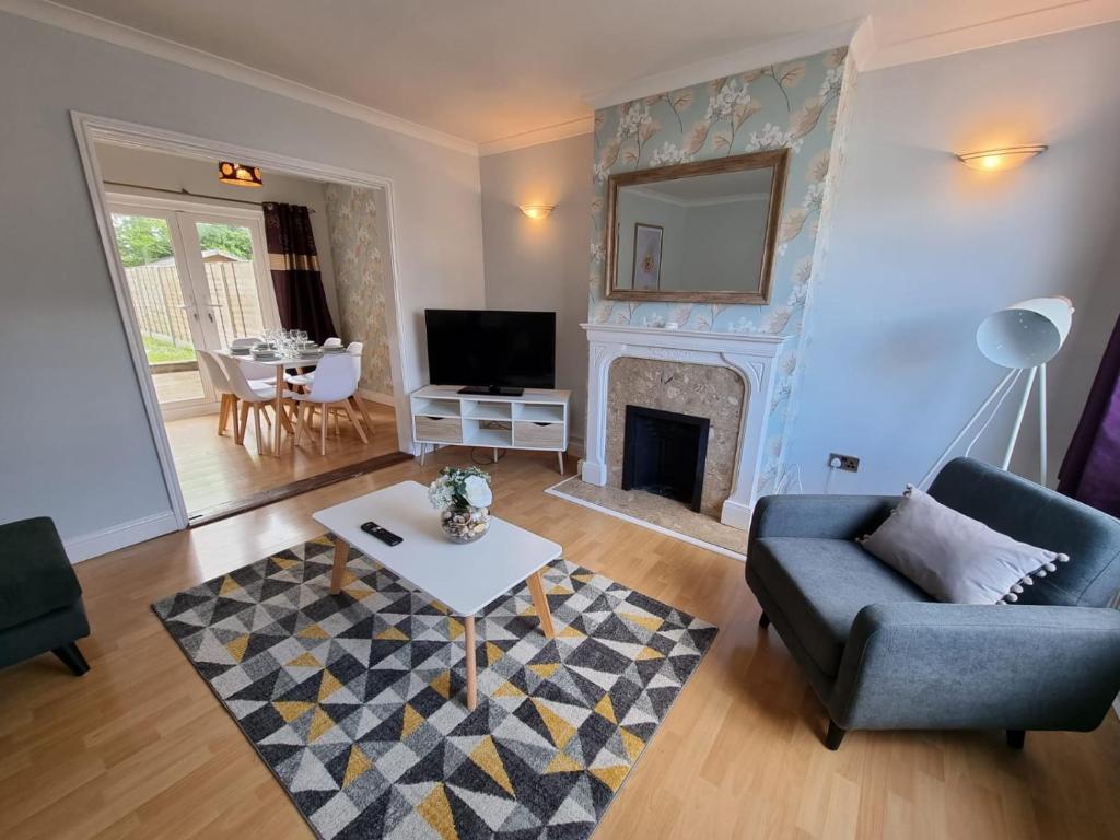 Lavington House