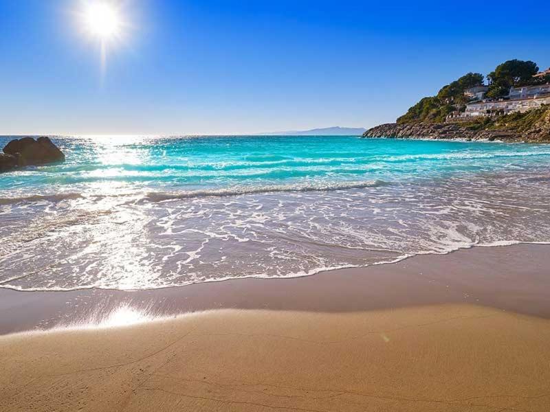 2BD-Piscina-Playa-Port Aventura2 — Hotel in Salou