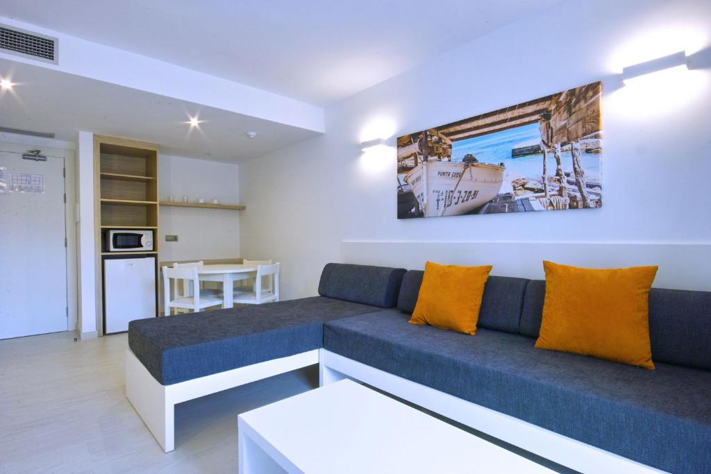 Balansat Resort — Hotel rooms in Puerto San Miguel, Balearic Islands