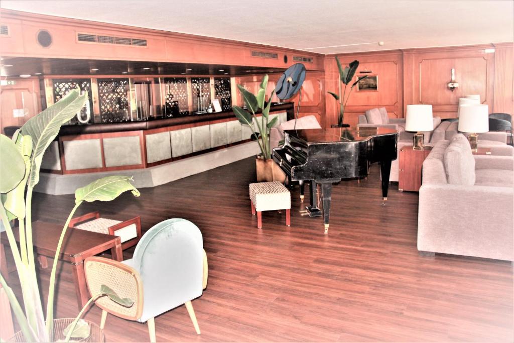 Bar/lounge