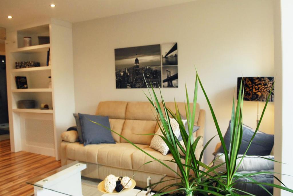 Silver Home - 5