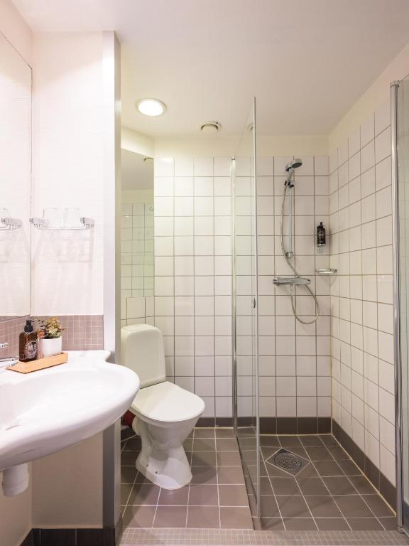 Henningsvær Bryggehotell - by Classic Norway Hotels photo