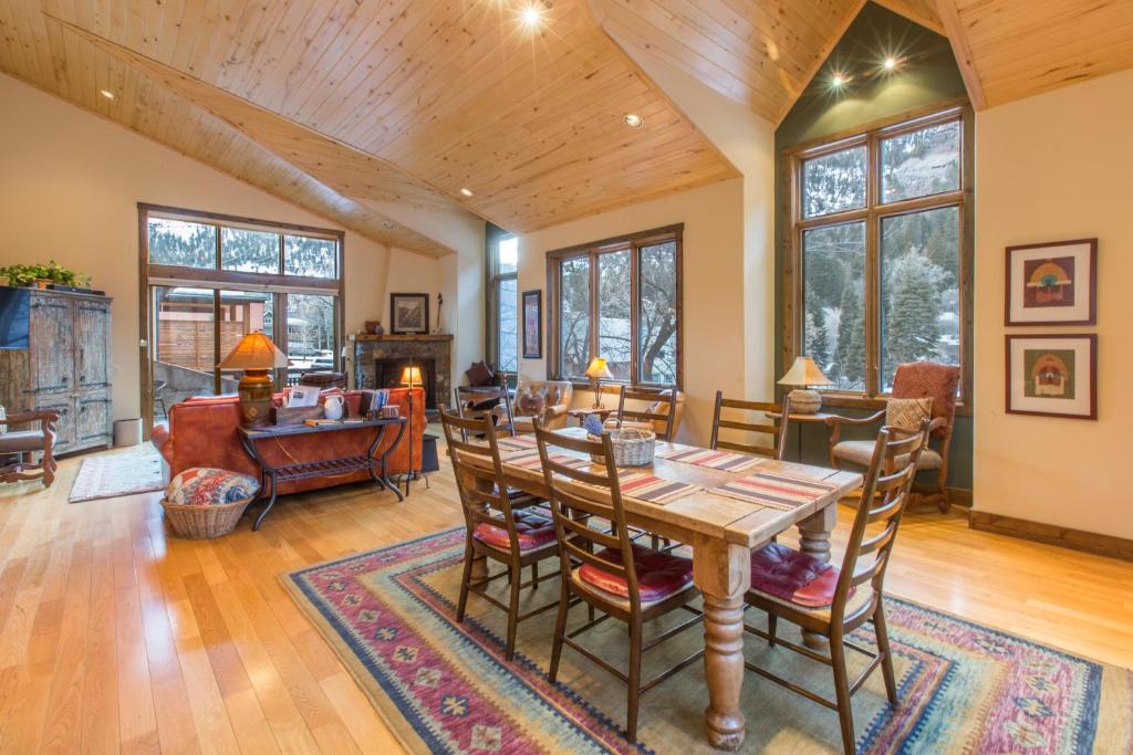 Mission Rock 1, Ouray