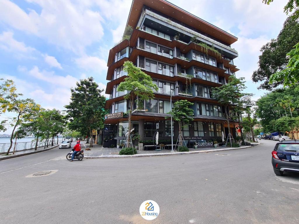 22Housing Luxury Apartment Westlake View 22Housing Luxury Apartment Westlake View