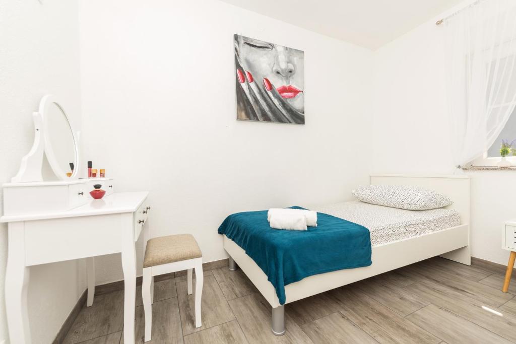 Makarska Dalija, Makarská