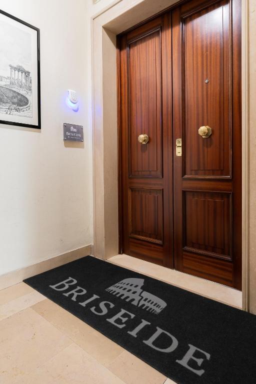 Briseide Boutique Rooms Colosseum photo