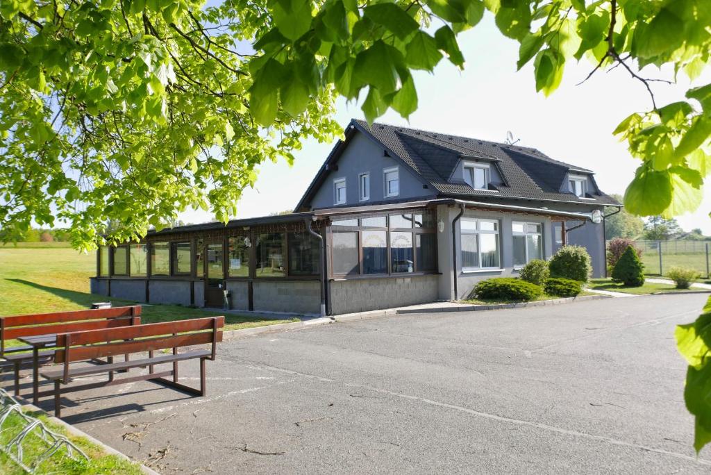 Hotel-Restaurant U Svabku photo