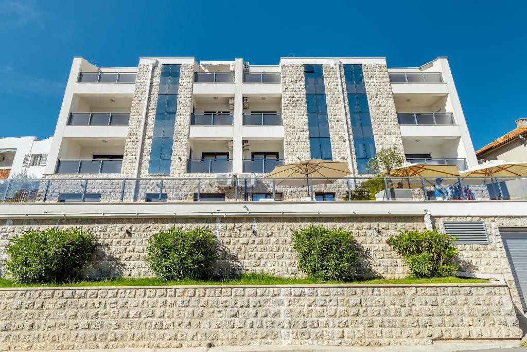 Doxa M Apartments 전경