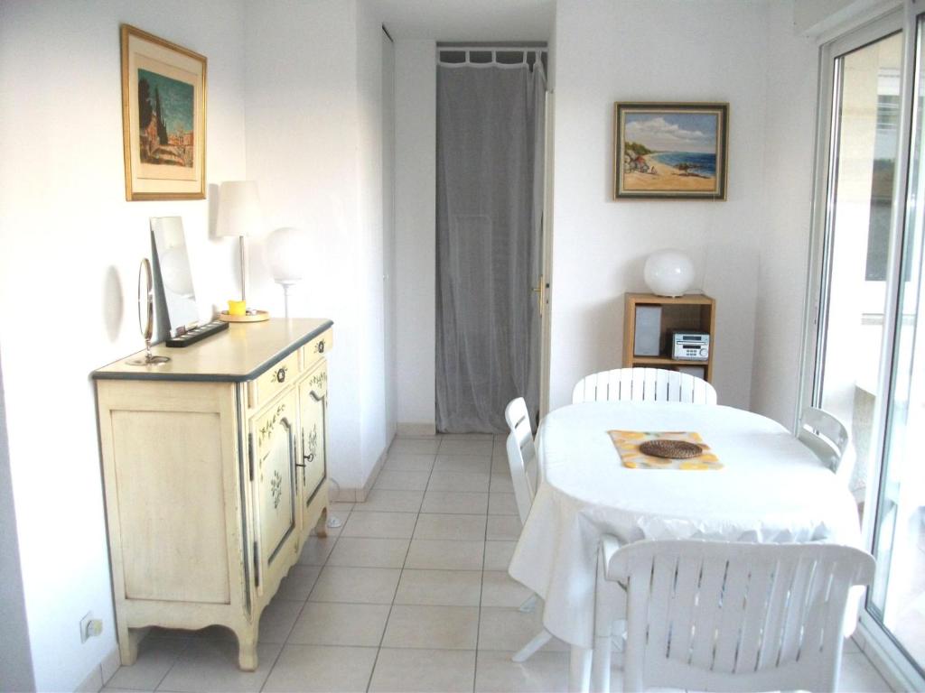 Appartement 2 pièces proche centre et plage - 3