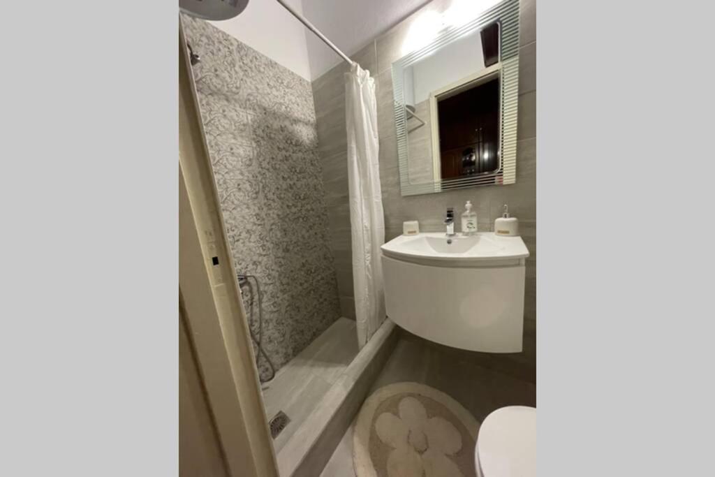 RUSTIC DIAMOND new apartment near the beach 전경