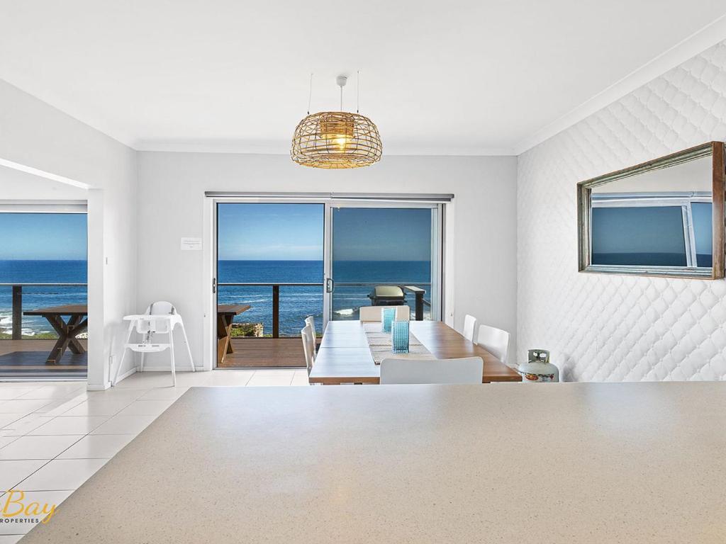 Elanora - Ocean St No.8 — Hotel in Port Stephens