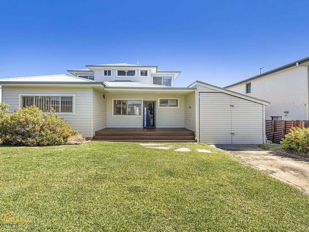 Elanora - Ocean St No.8 photo