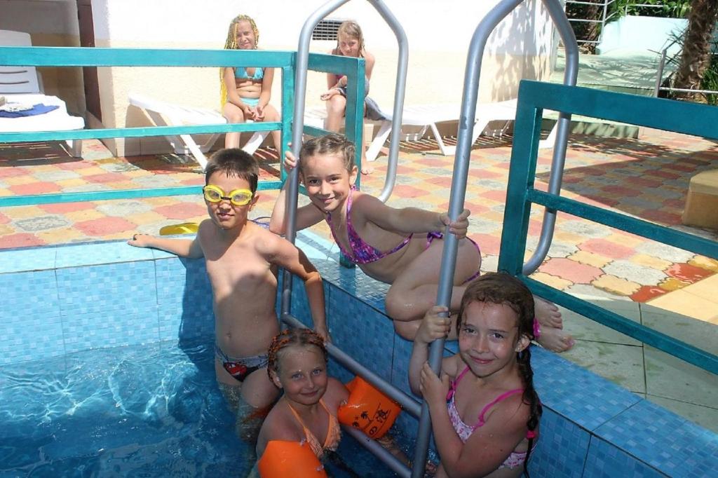 Lazurny Bereg Guest House photo