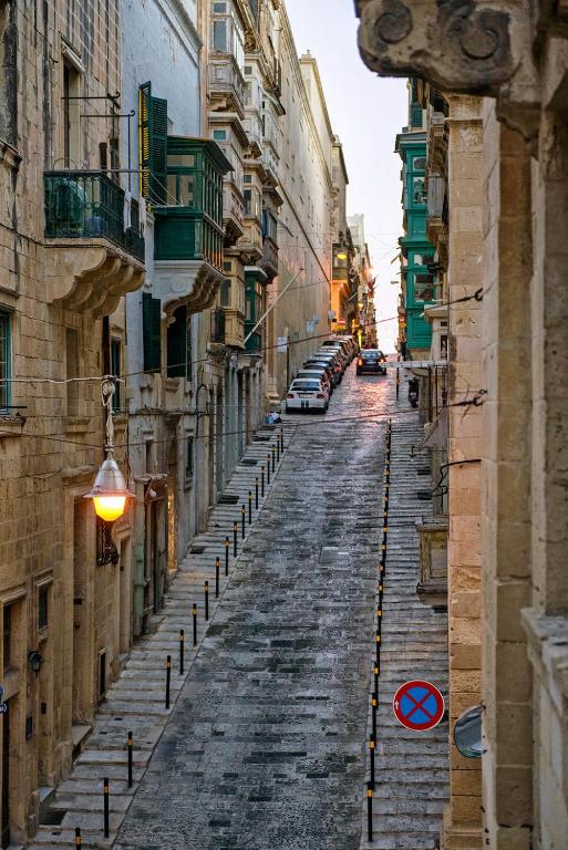 No 68 in Valletta photo
