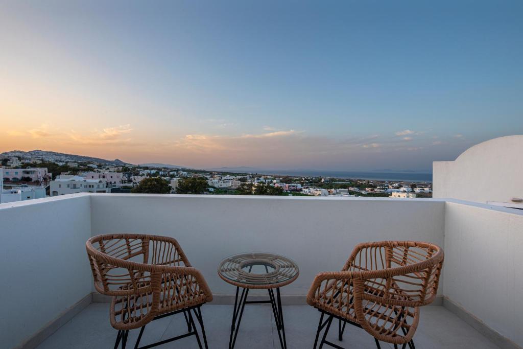 Santo Bloom Luxury Villas photo