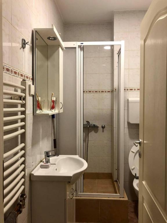 Downtown Apartment 1 - 5