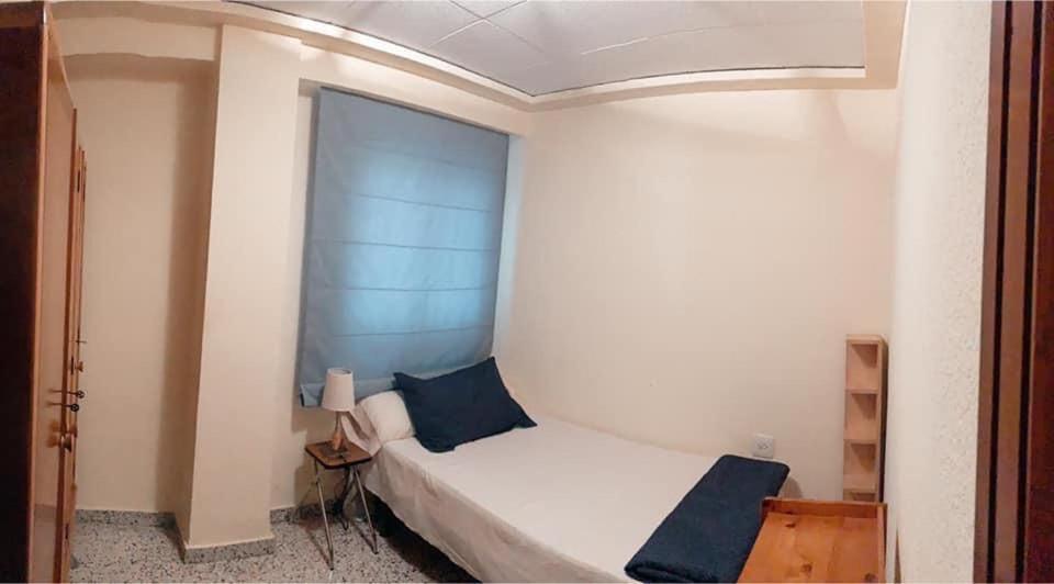 cheap rooms photo