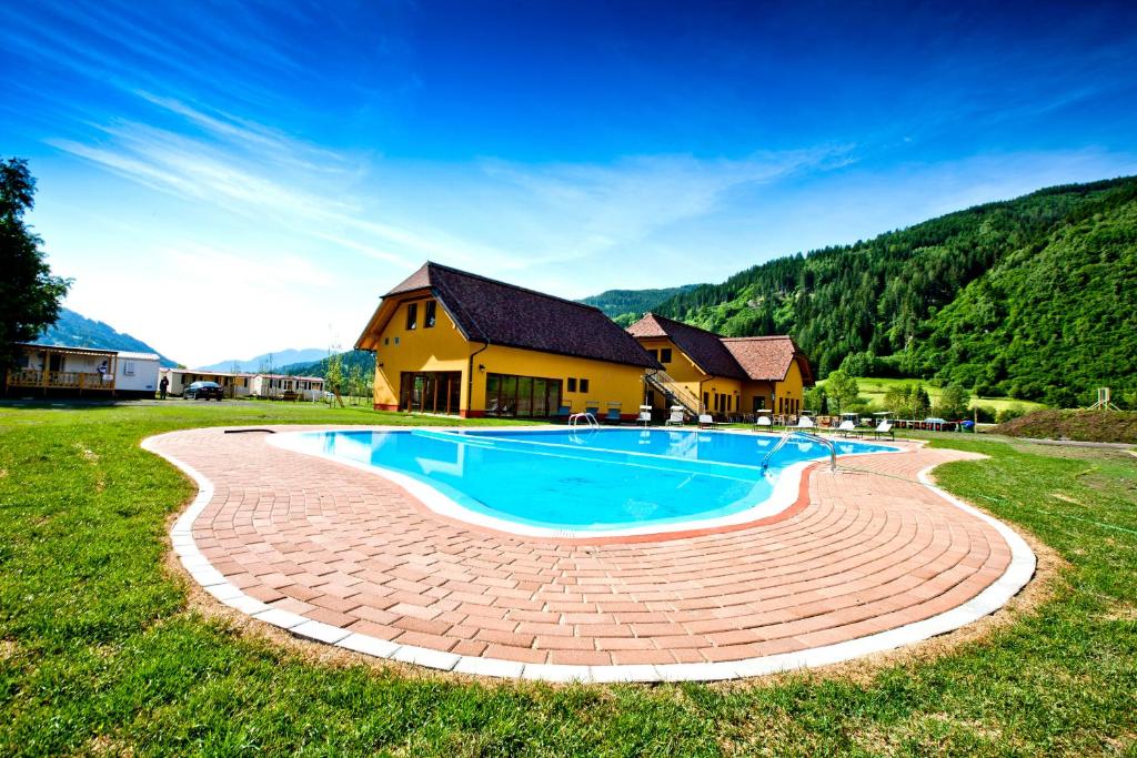 Happy Camp Mobile Homes in Camping Bella Austria - 5