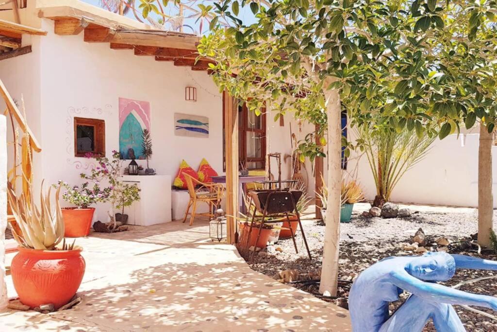 Tranquila Tierra - Eco Retreat Finca Artis Tirma, Tarajalejo