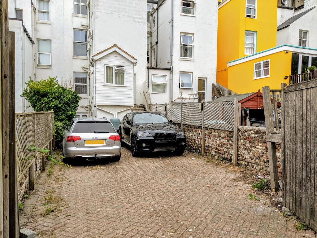 Ocean Breeze Rooms — Hotel in Brighton and Hove