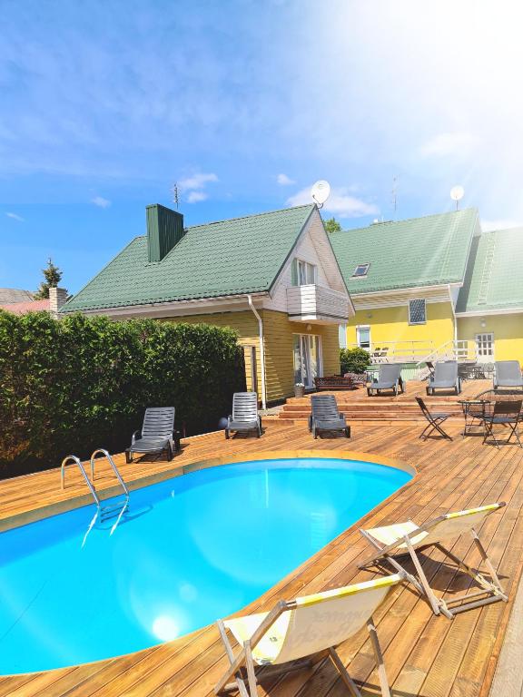 SAULES SVECIU NAMAI — Hotel in Palanga