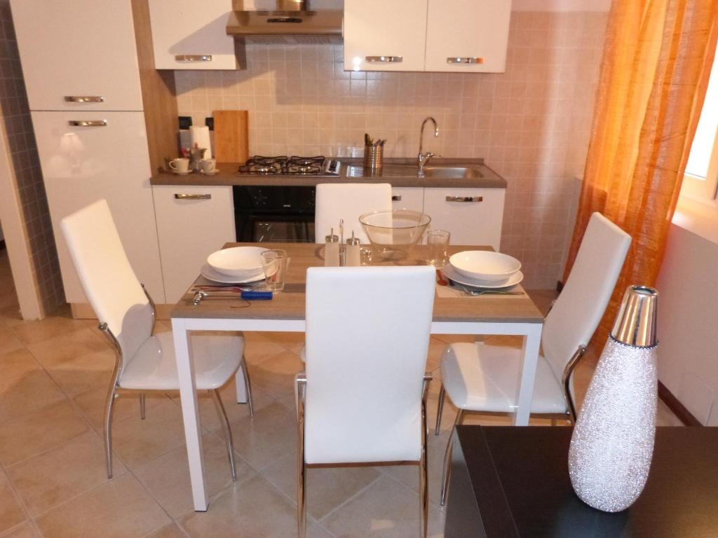 Kitchen, Residenza Ugo Bassi in Bologna