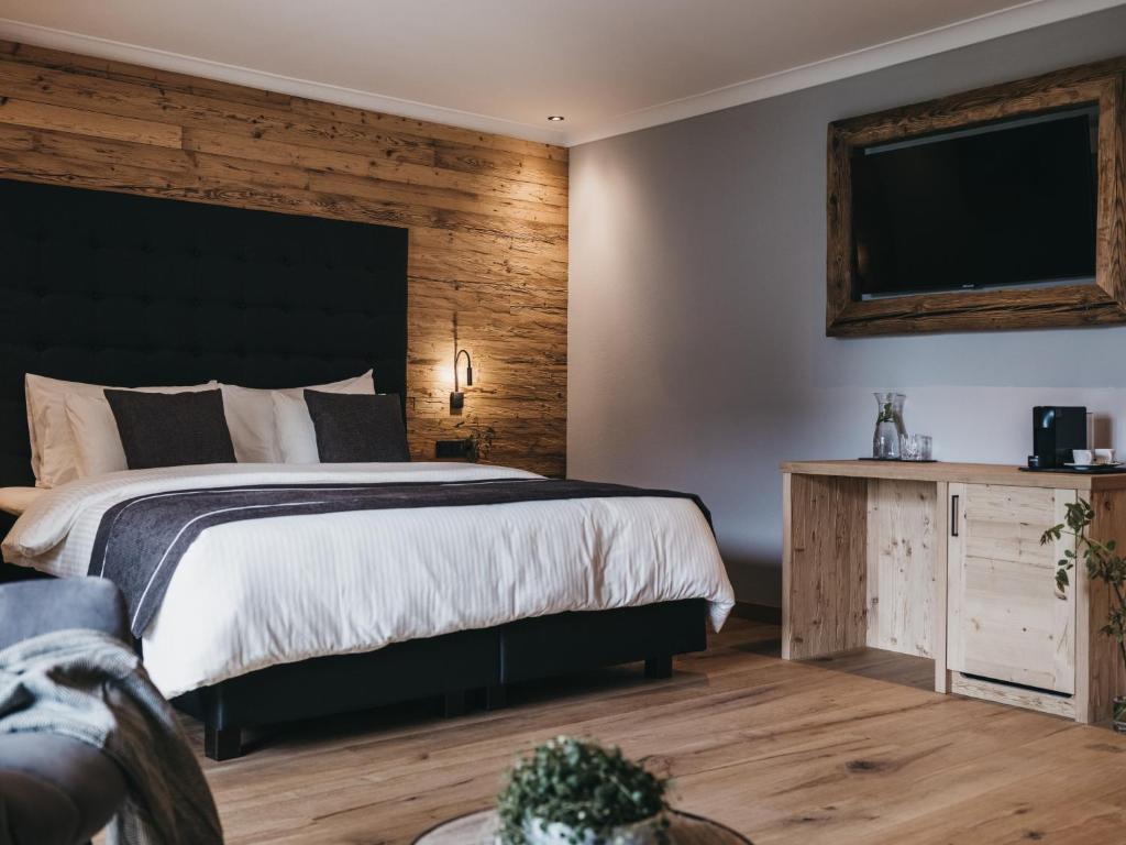 Deluxe Junior Suite II