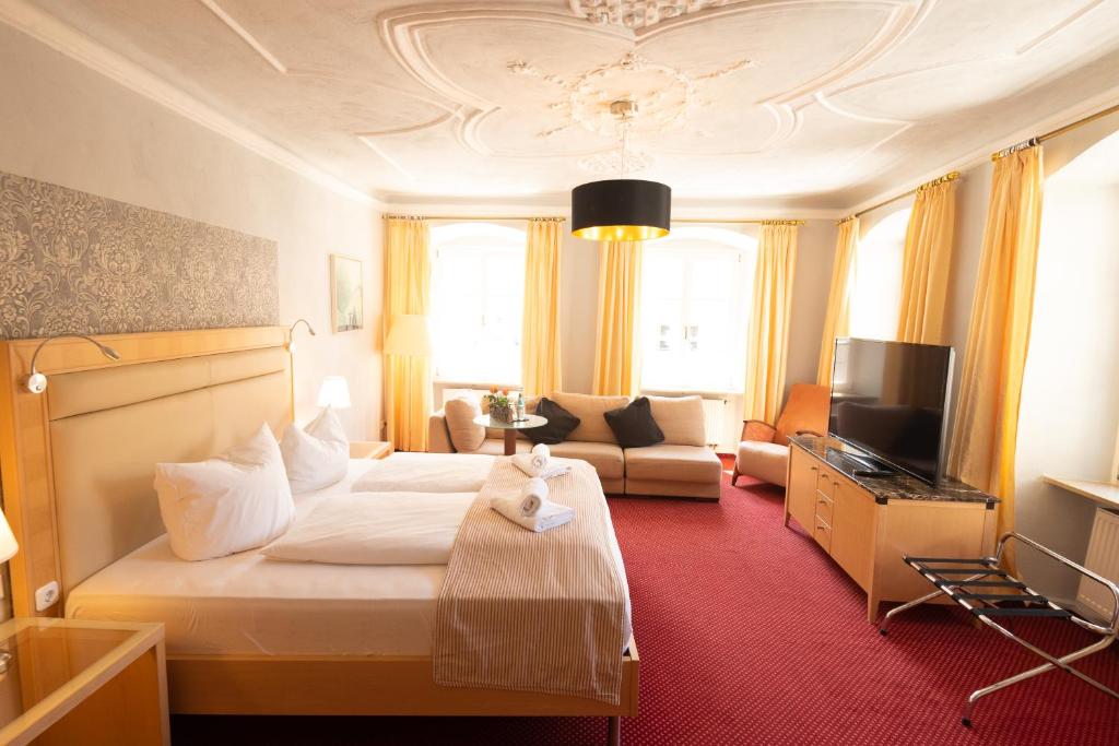 Hotel Rose — Hotel in Weissenburg in Bayern