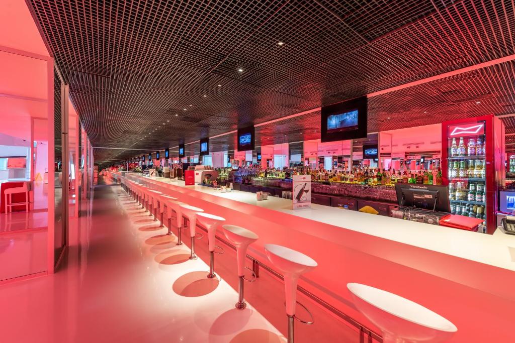 Pub/Lounge