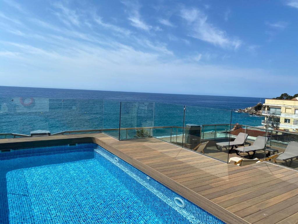 Hotel Miramar — Lloret de Mar, Catalonia