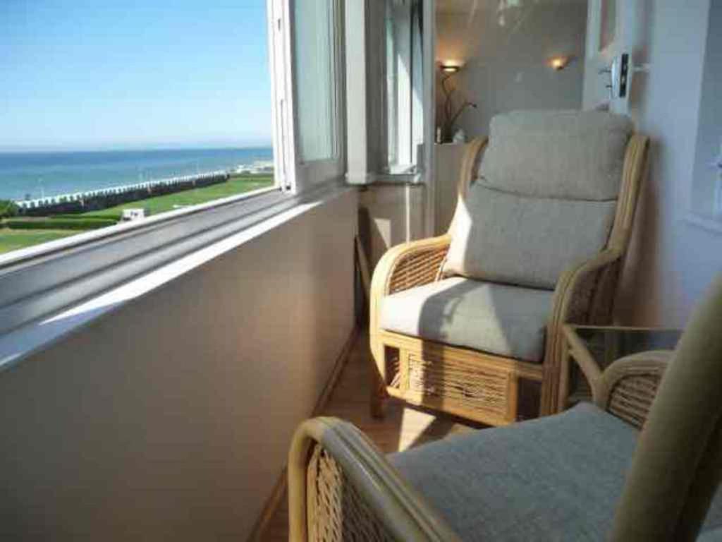 Hove Actually with spectacular sea views photo