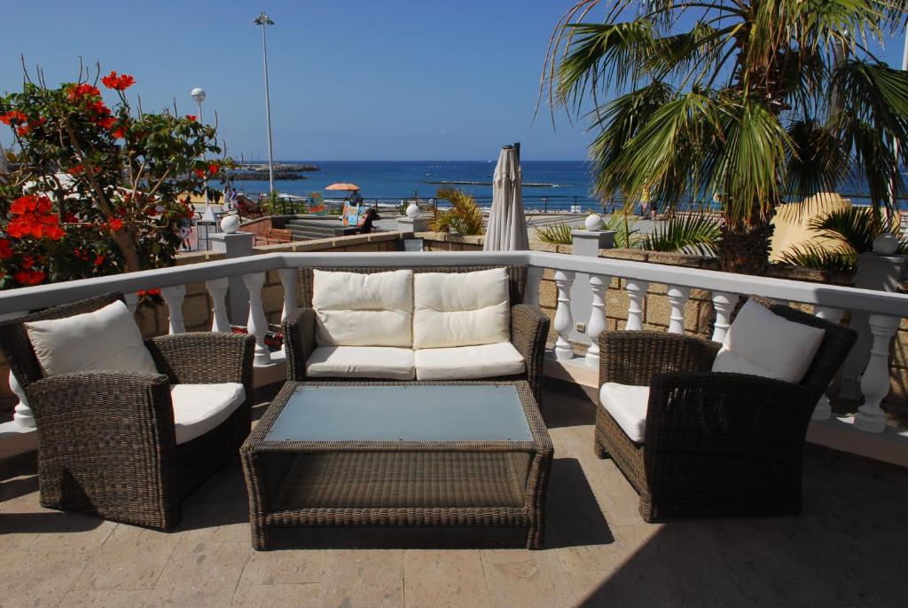 Lagos de Fañabé Beach Resort — Beach in Costa Adeje, Canary Islands