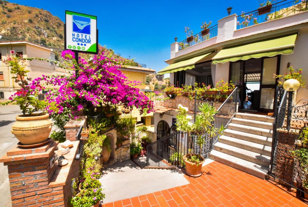 Hotel Condor - 2