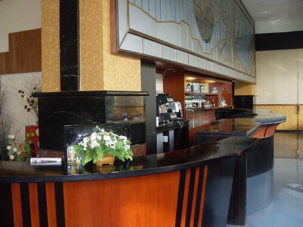 Hotel Oval photo